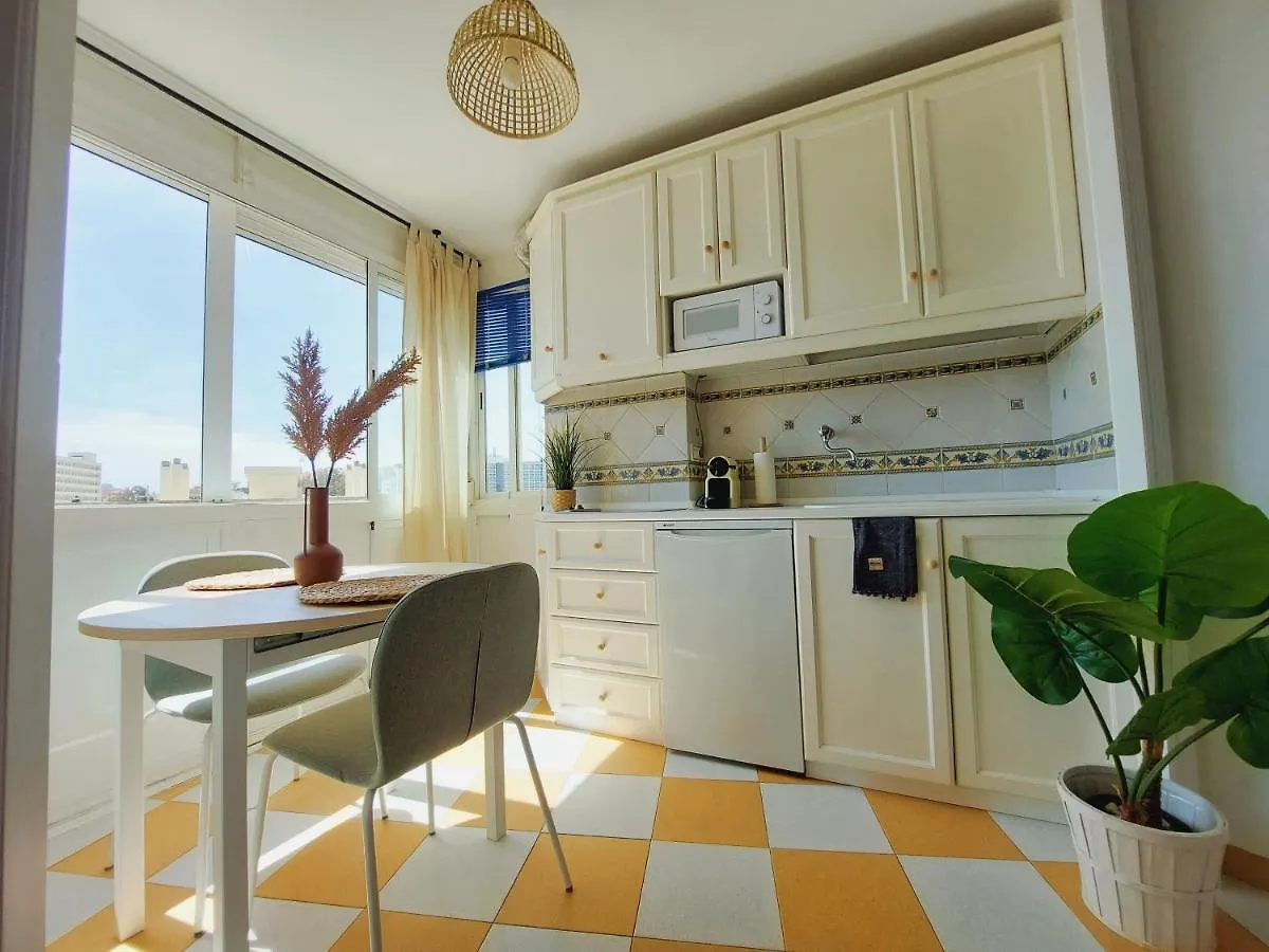 Nice And Cozy Studio At The Beachfront Benalmádena